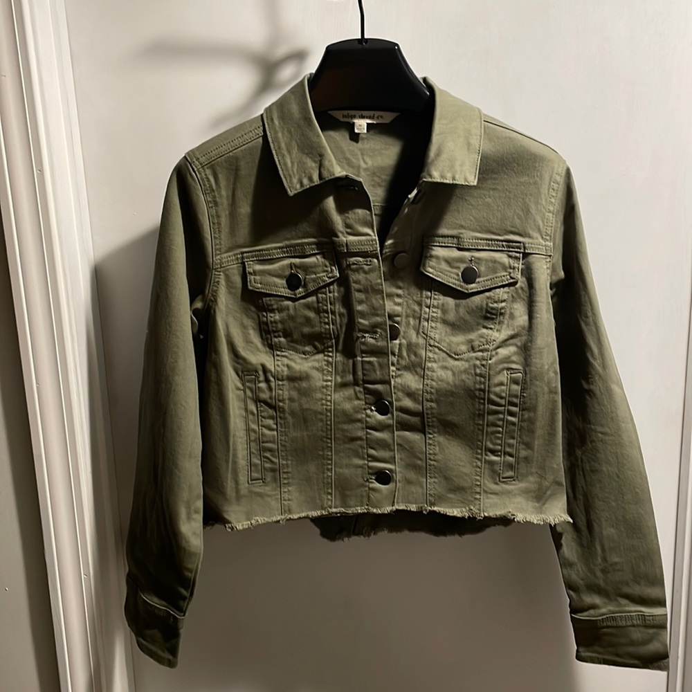 Women’s Short Jacket